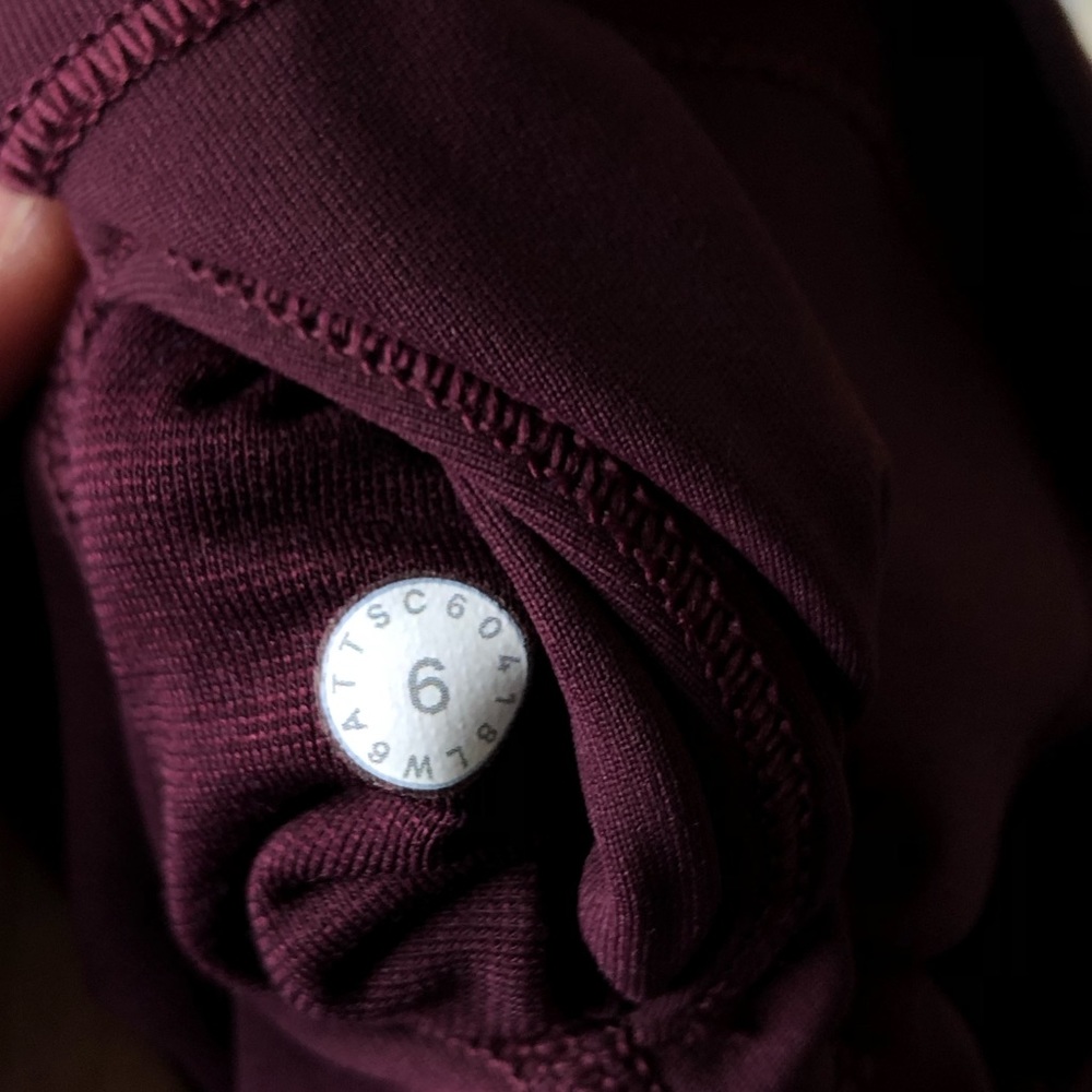 Lululemon Wunder Train High Rise Crop